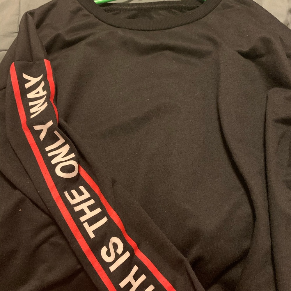TRUTH IS THE ONLY WAY ROMWE BLACK TOP LONG SLEEVES